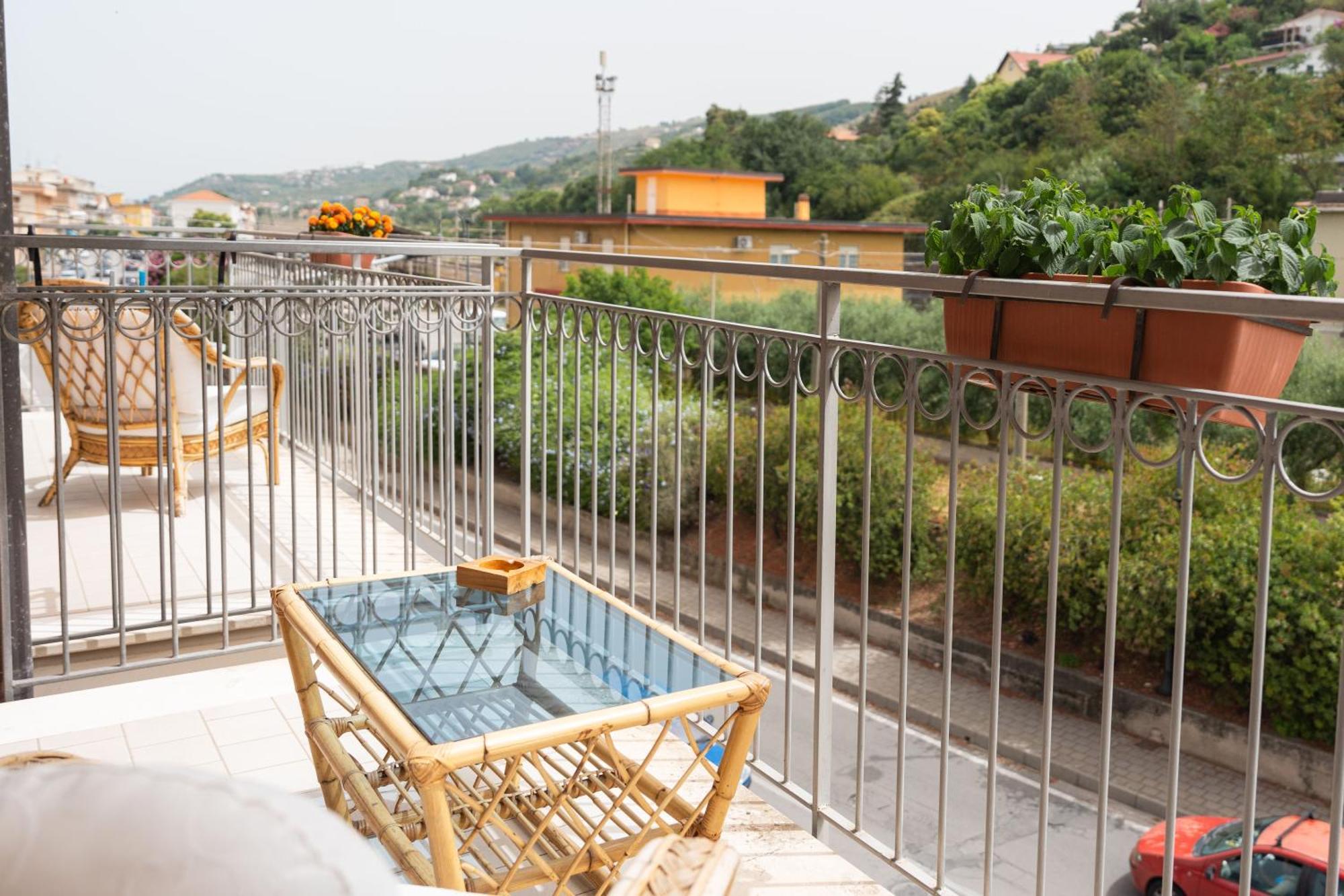 Noi 2 Nel Cilento Hotel Agropoli Bagian luar foto